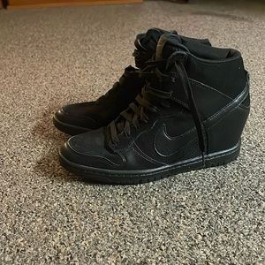 Nike Sneaker Wedge